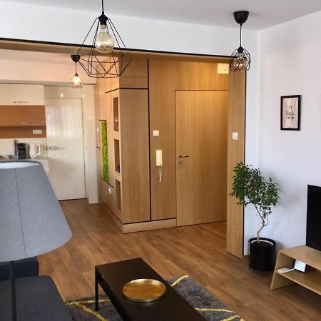 Golden View Of Plovdiv Apartment Bagian luar foto