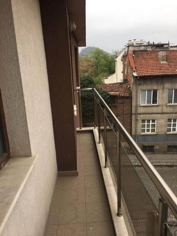 Golden View Of Plovdiv Apartment Bagian luar foto